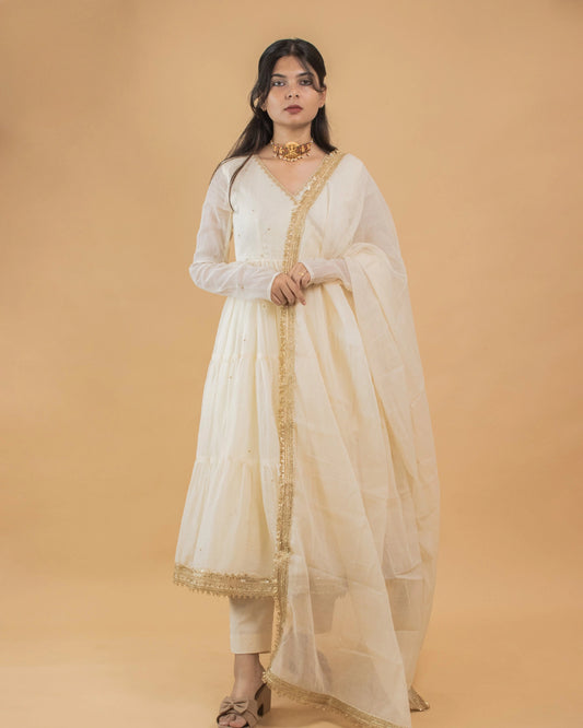Nirjhari Kurta Set