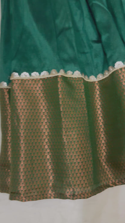 Mayuravi  Skirt