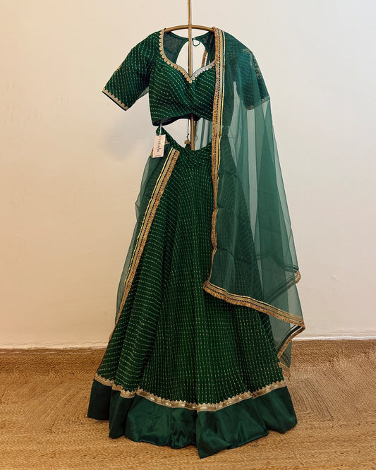 Priyanshi Hara Lehenga Set