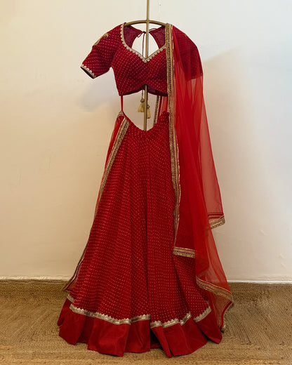 Priyanshi Laal Lehenga Set
