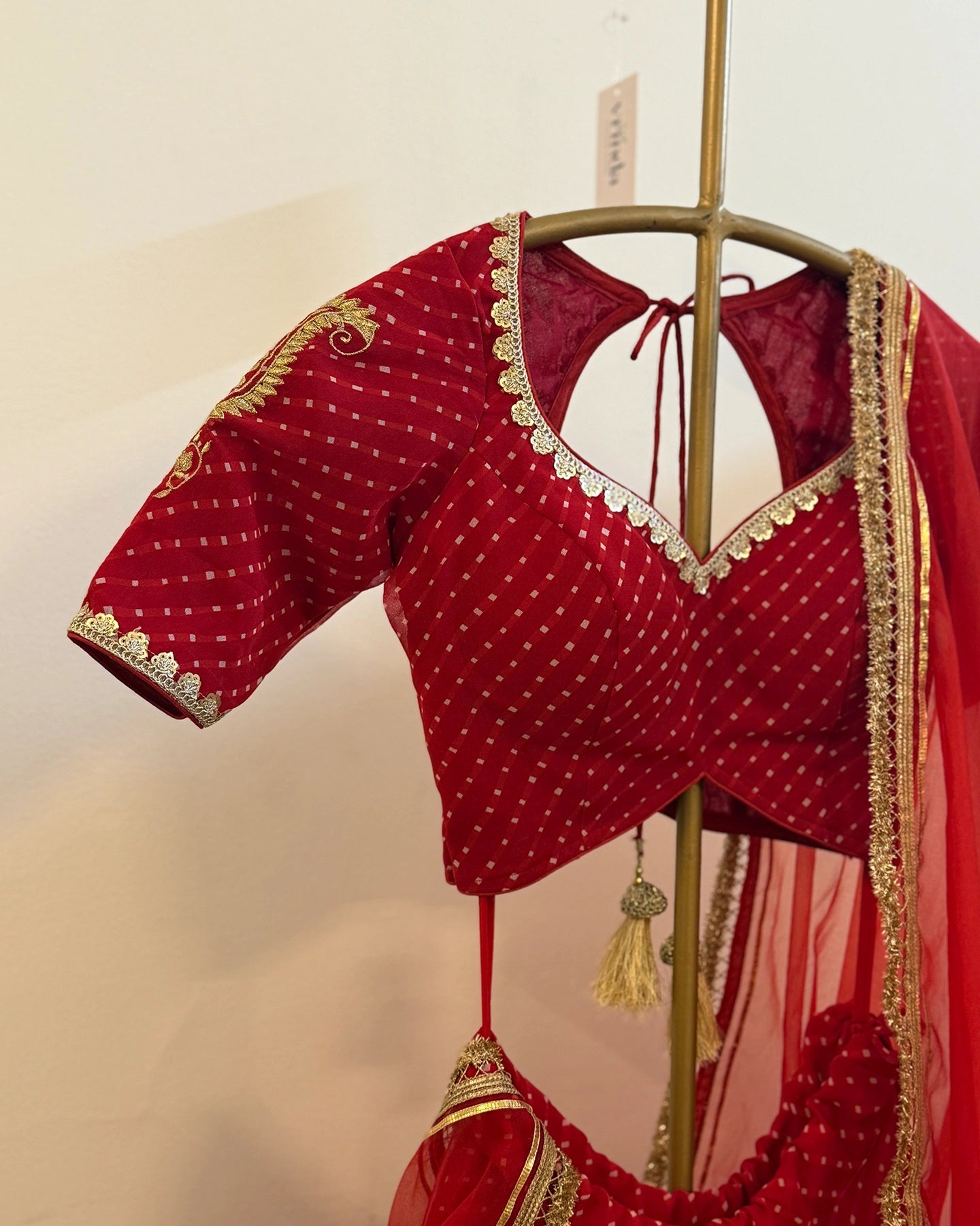 Priyanshi Laal Lehenga Set