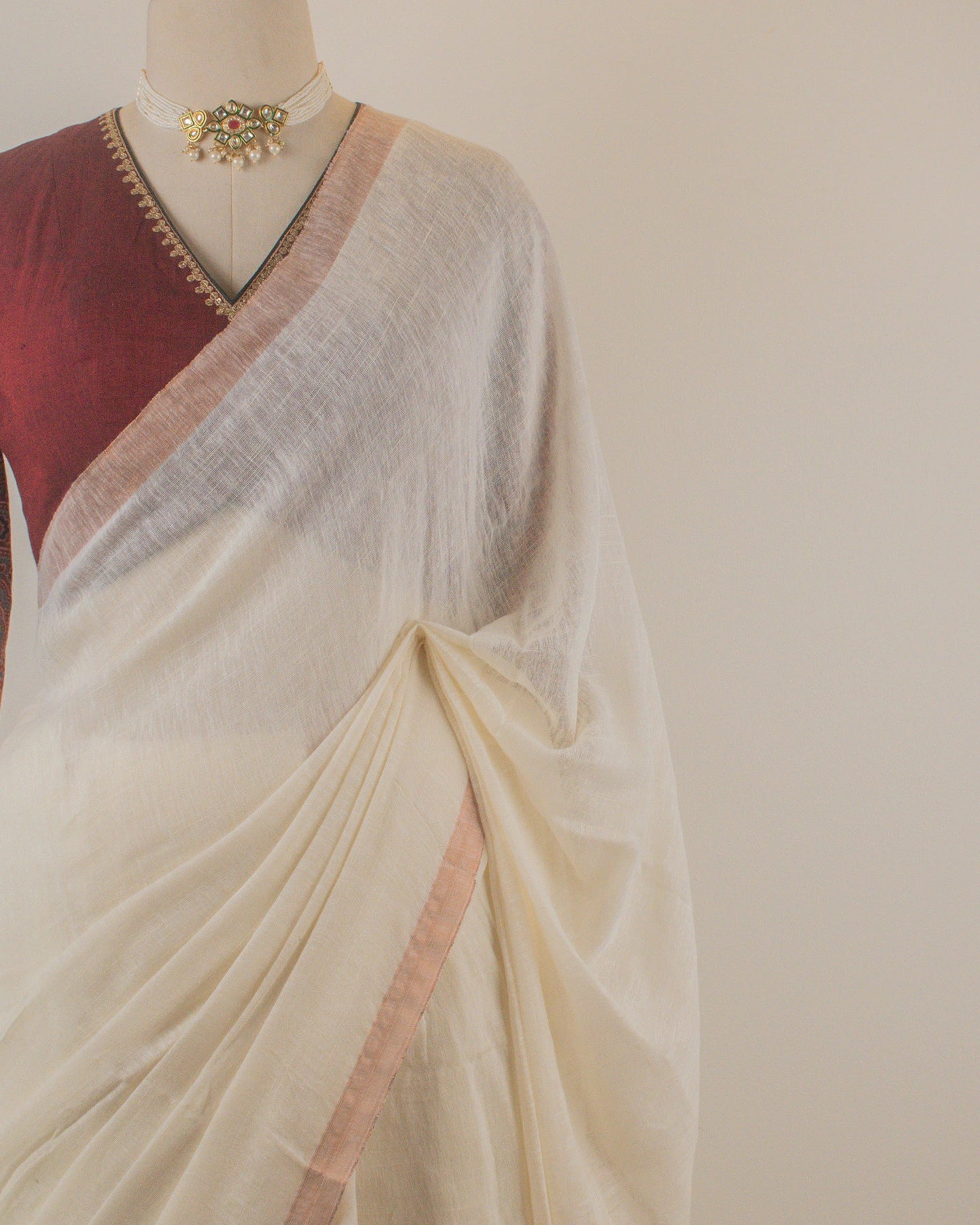 Sandhya Ivory Handwoven Linen Saree