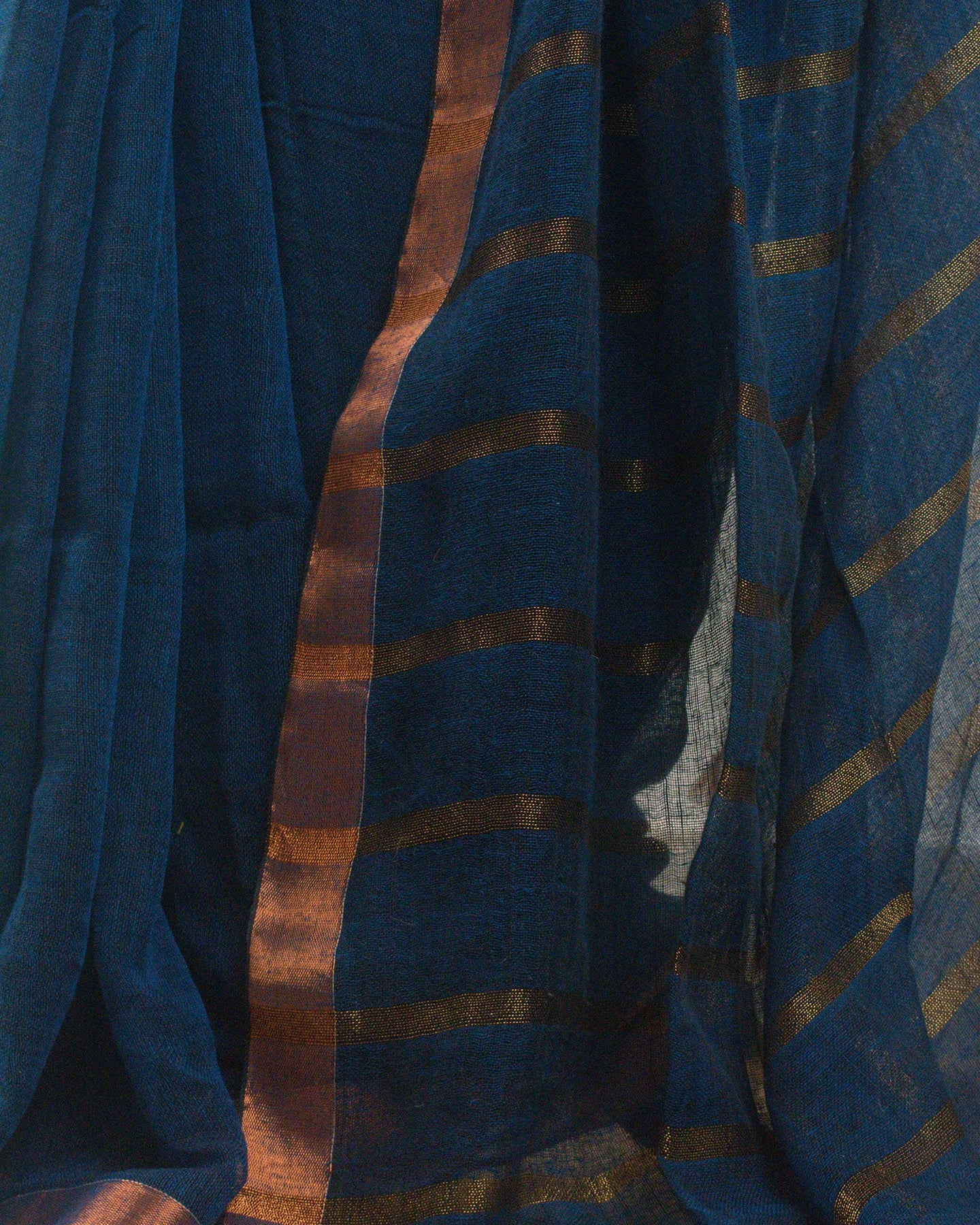 Sandhya Neel Handwoven Linen Saree
