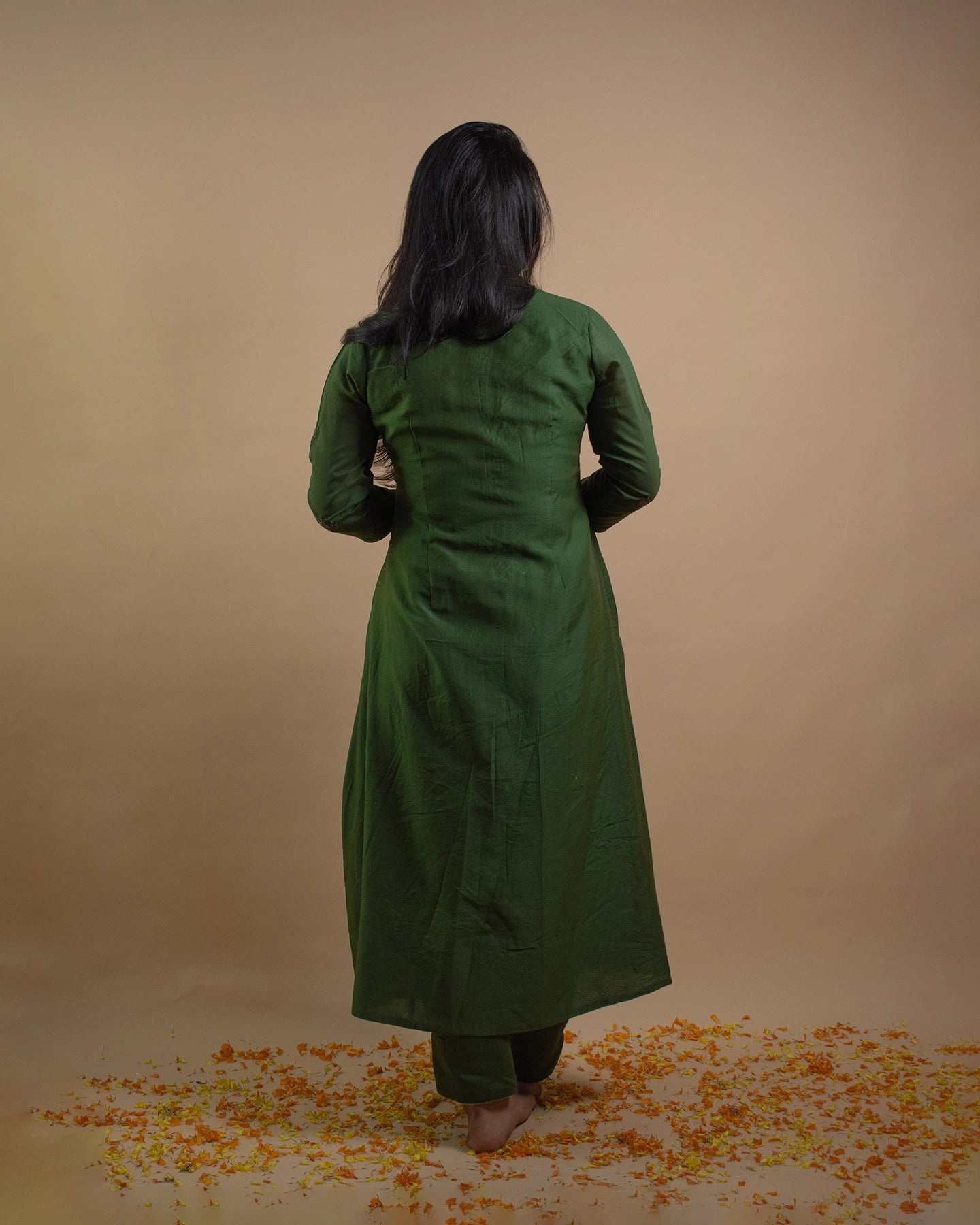 Saroj Olive Kurta Set