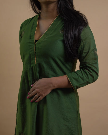 Saroj Olive Kurta Set