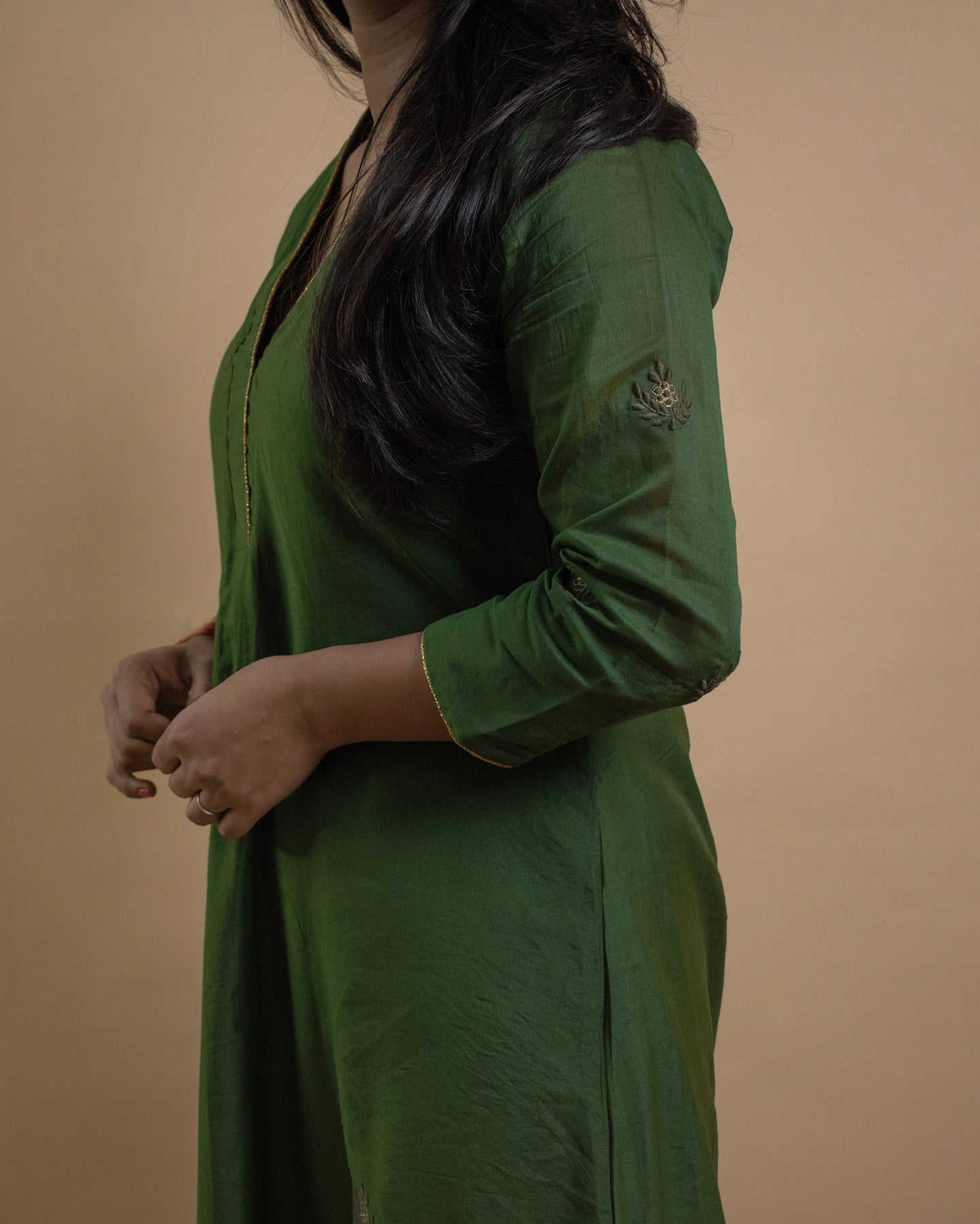 Saroj Olive Kurta Set