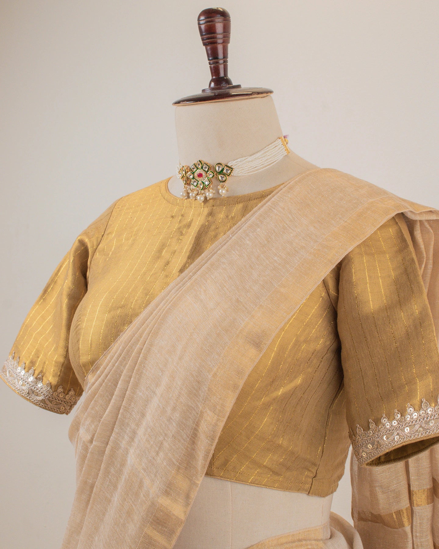 Swaragini Ivory Handwoven Saree