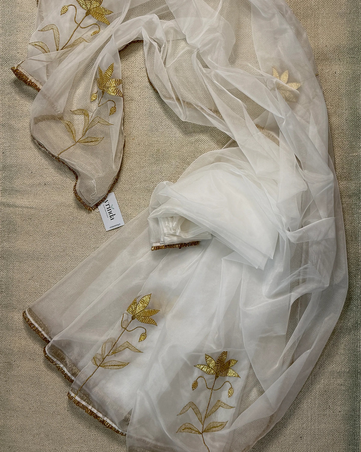 Sweta Padma Zari Saree