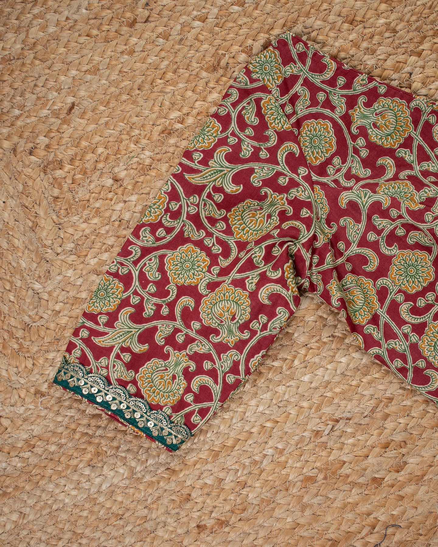 Toranlata Laal Blouse