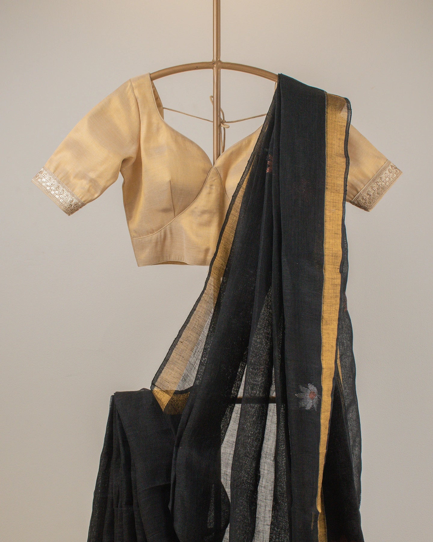 Tulip Floral Black Saree
