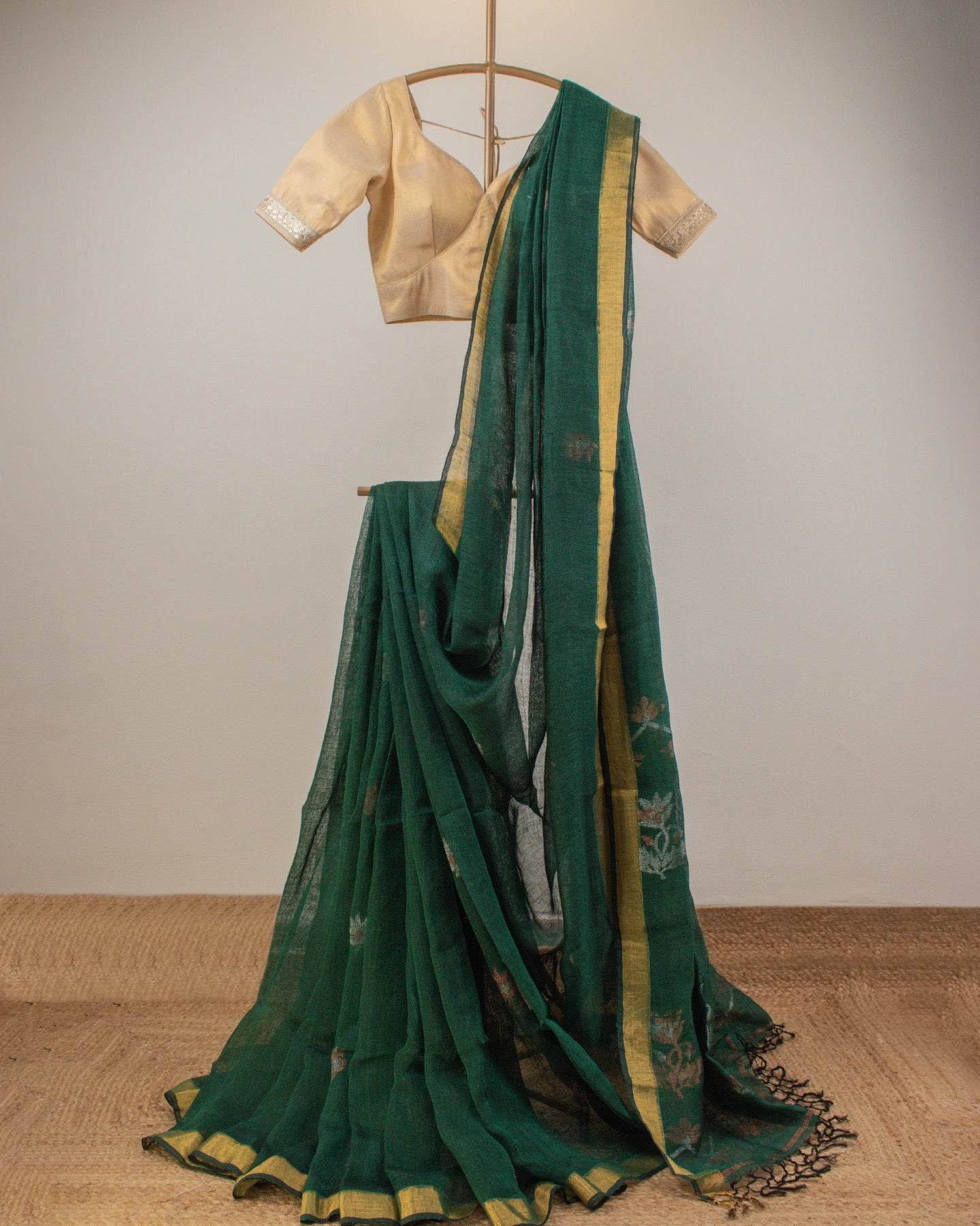 Tulip Floral Green Saree