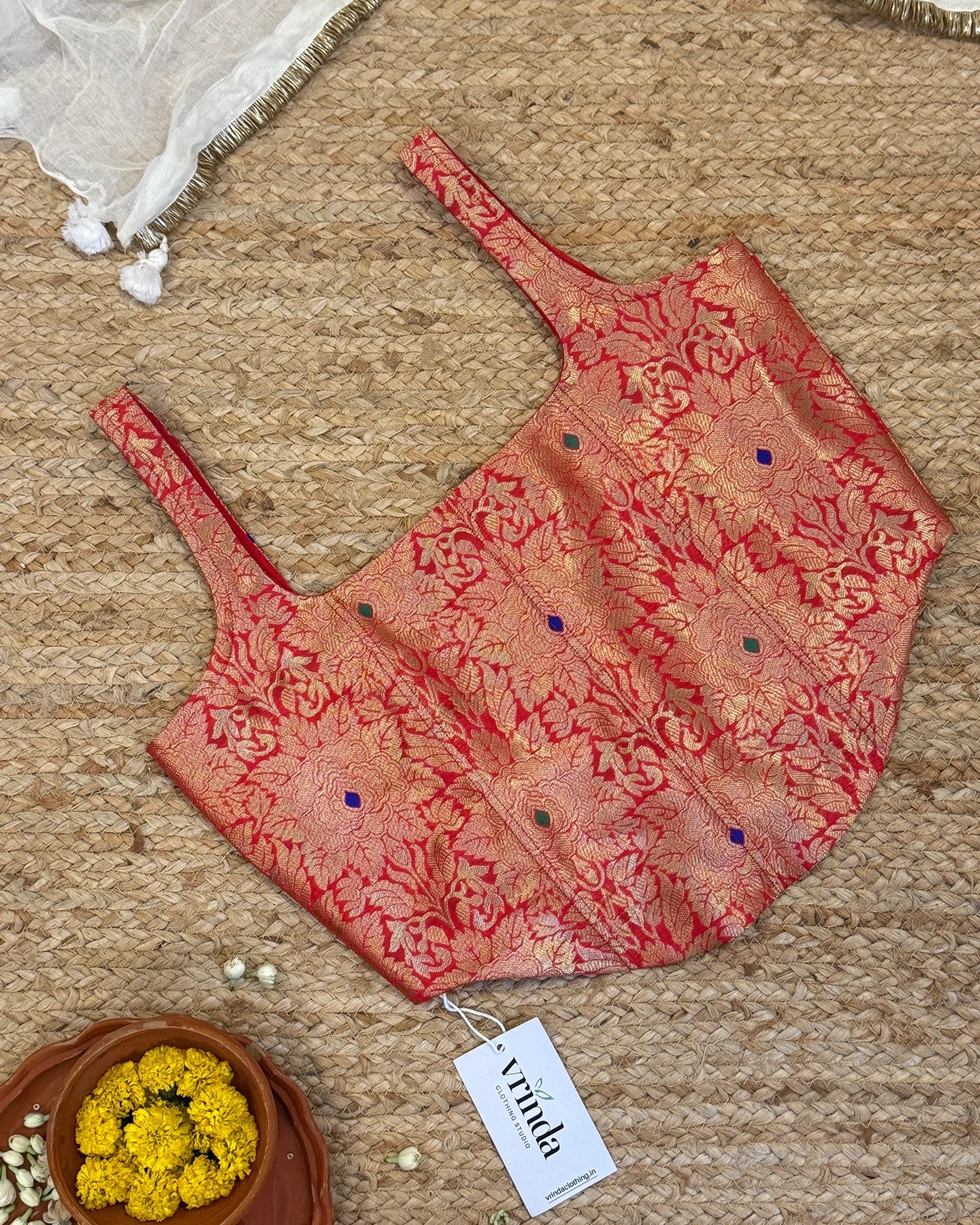 Turavi Blouse