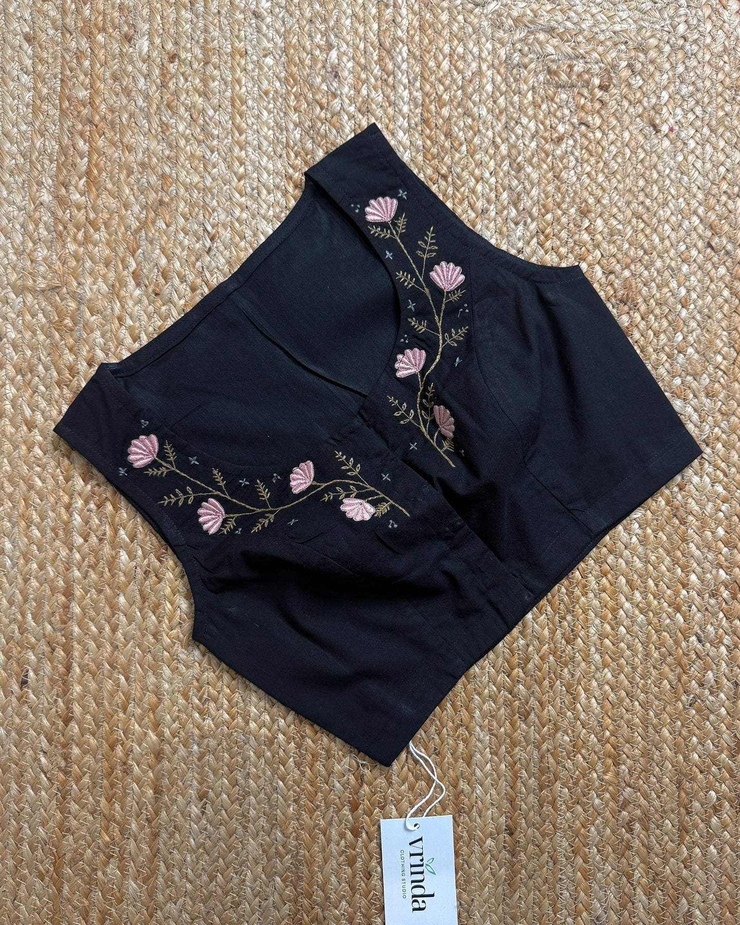 Wind Flower Black Blouse